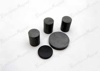 Китай Круглые небольшие керамические магниты для датчиков/кнопок/ремесел, осевых намагниченных керамических магнитов диска поставщик